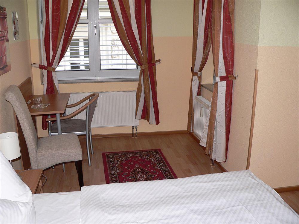 Hotel Am Hopfenmarkt Rostock Buitenkant foto